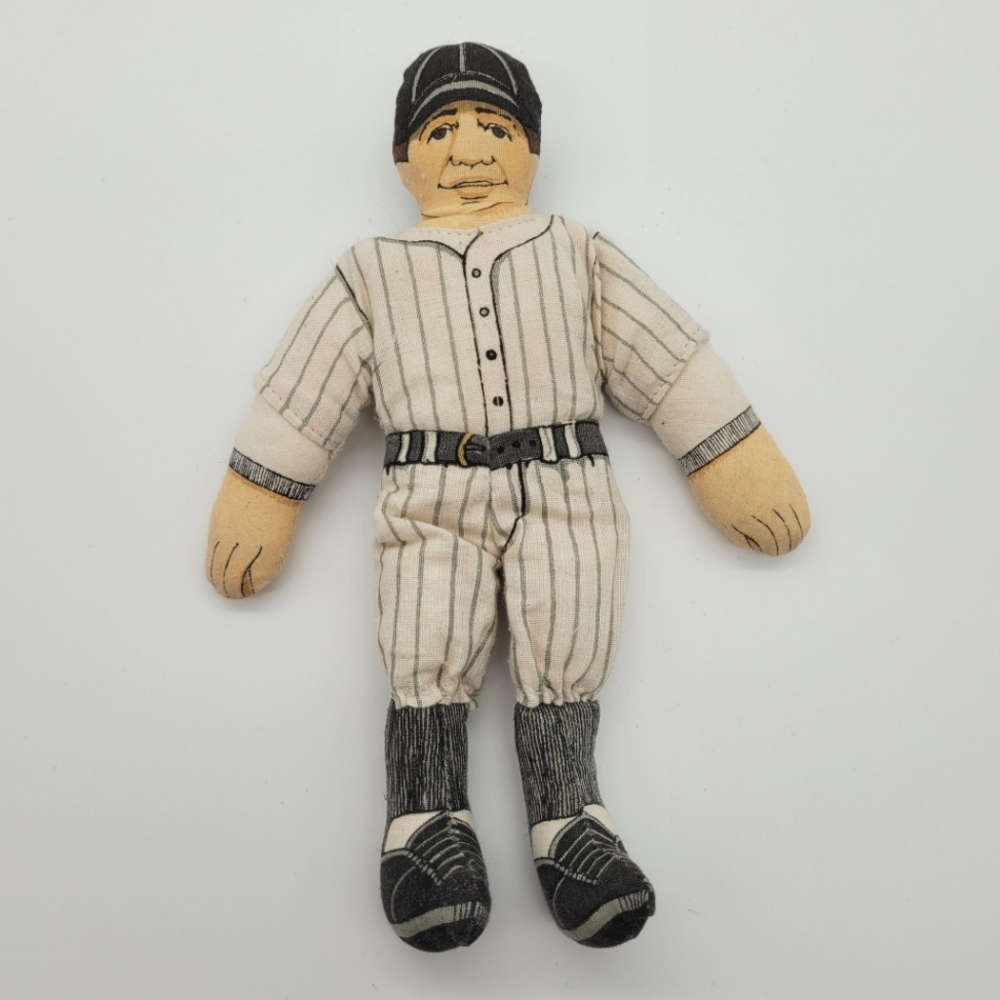 HALLMARK | vintage 1979 Babe Ruth 7" baseball doll